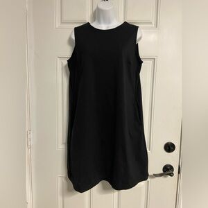 T25a- UNIQLO Black AIRISM ULTRA STRETCH A-Line Midi Dress